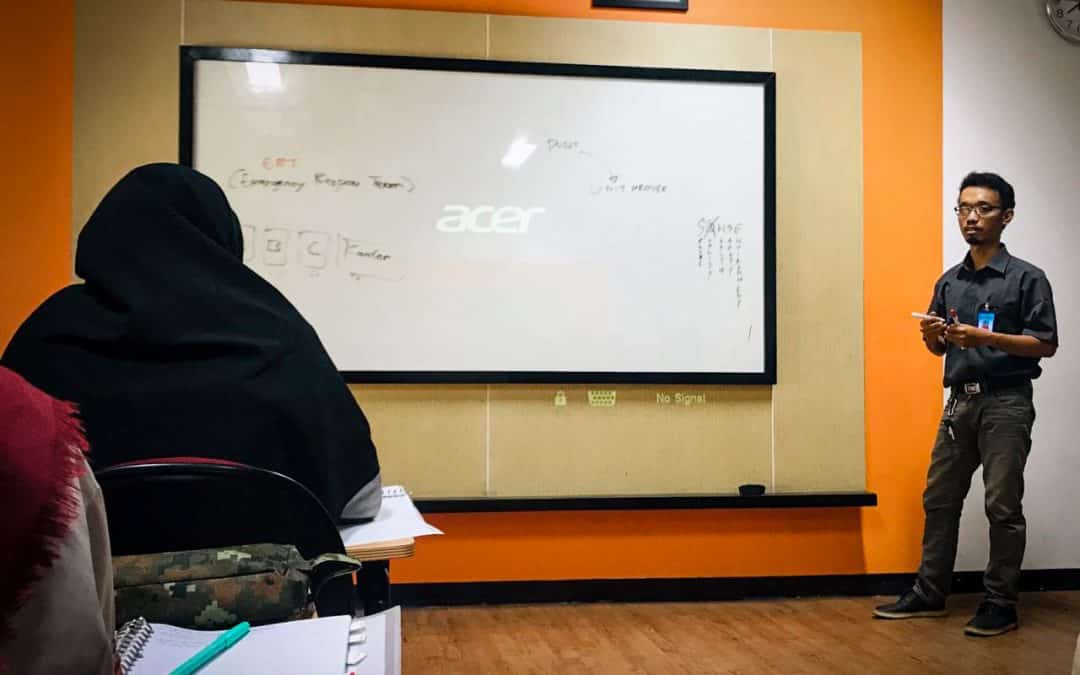 Belajar Bersama Alumni, Amry Aminuzal Alumni MR Ajarkan Tentang Penerapan Prinsip K3 di Konstruksi dari Pengalamannya