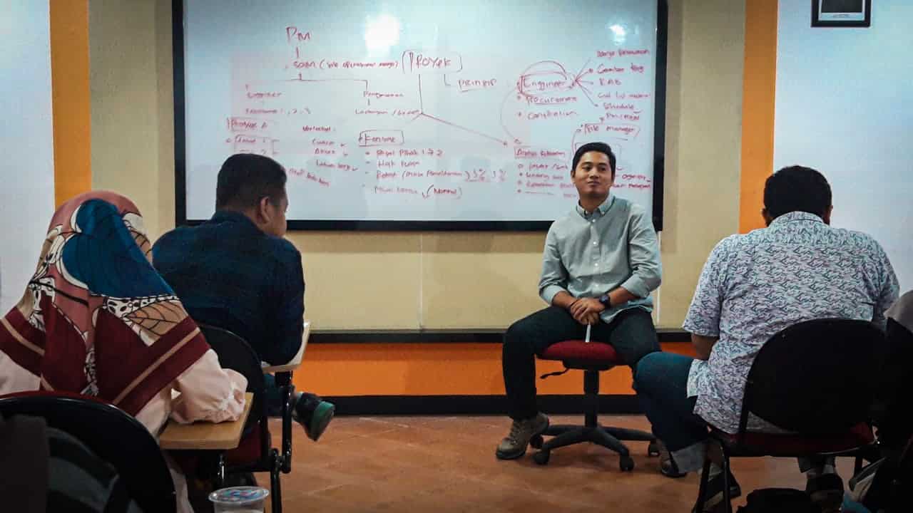 Belajar Bersama Alumni, Sigit Hadi Alumni MR Ajarkan Tentang Proyek Konstruksi dari Pengalamannya